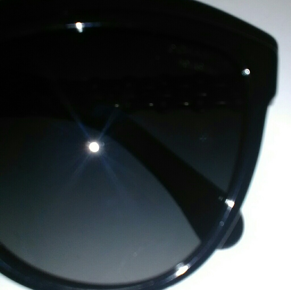 SALE-Authentic Chanel Chain sunglasses - Picture 4 of 7